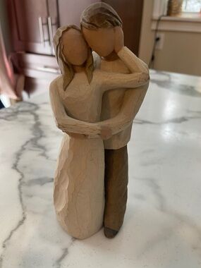 Willow Tree Embracing Couple Figurine - Cream and Brown